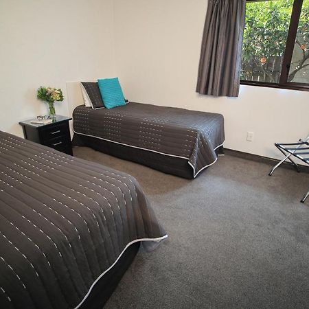 Palm City Motor Inn Napier Eksteriør billede