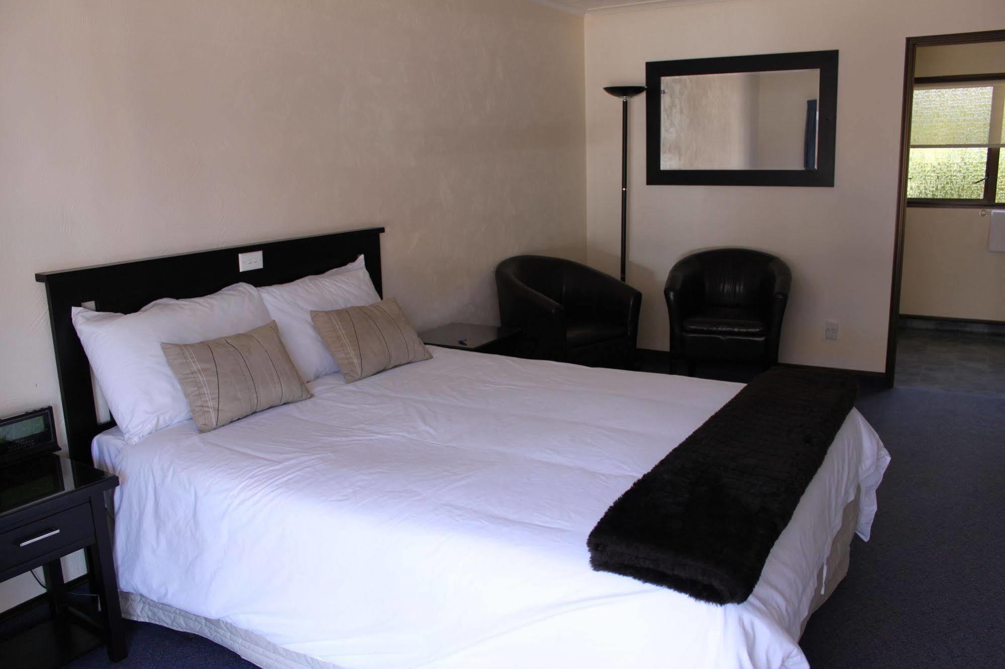 Palm City Motor Inn Napier Eksteriør billede